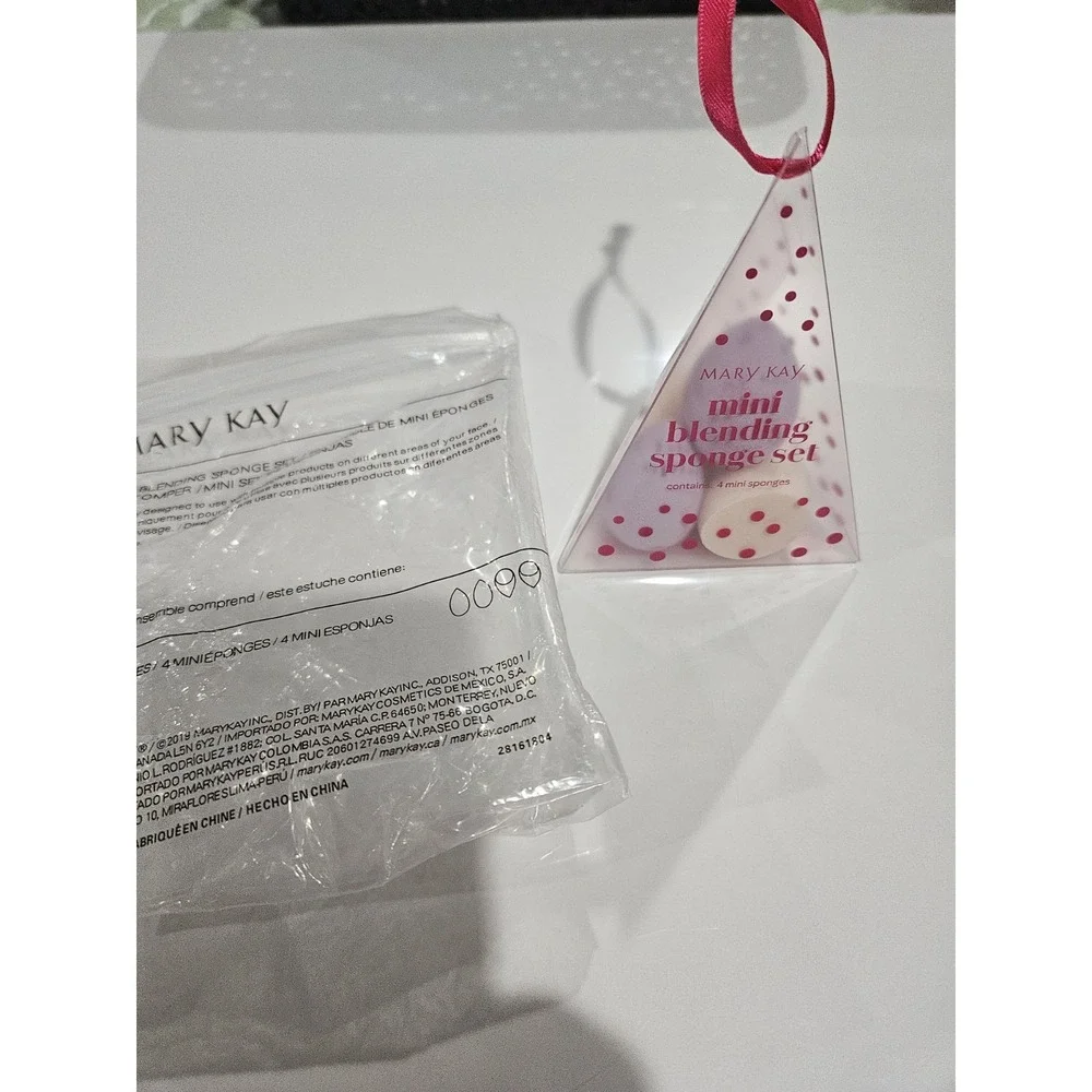 Mary Kay Mini Blending Sponge Set New Limited Edition